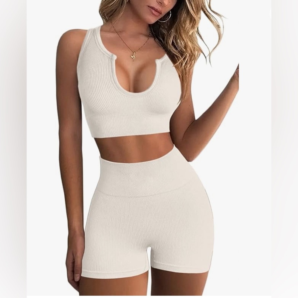 Amazon Seamless Ribbed Two Piece Workout Set